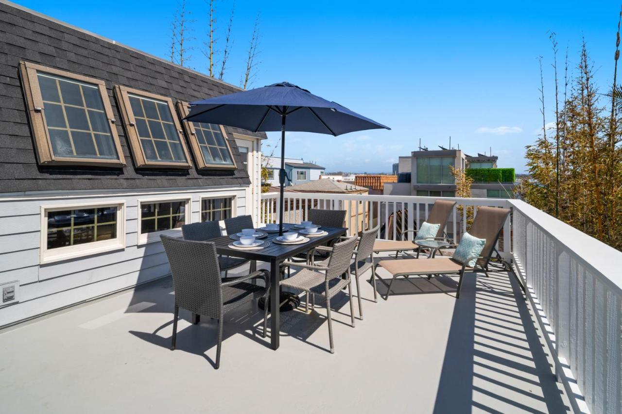 Bay View Paradise - Rooftop Deck, Off-street Parking, King Suite, Washerdryer & Bay Views! * San Diego